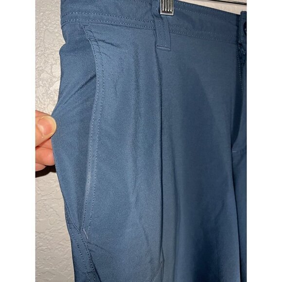 COLUMBIA Men’s Shorts Reg. Fit Size 36x 10 L Light Weight Blue Pockets Y - Picture 4 of 6